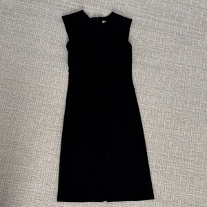 Classic Black Sleeveless Sheath Dress